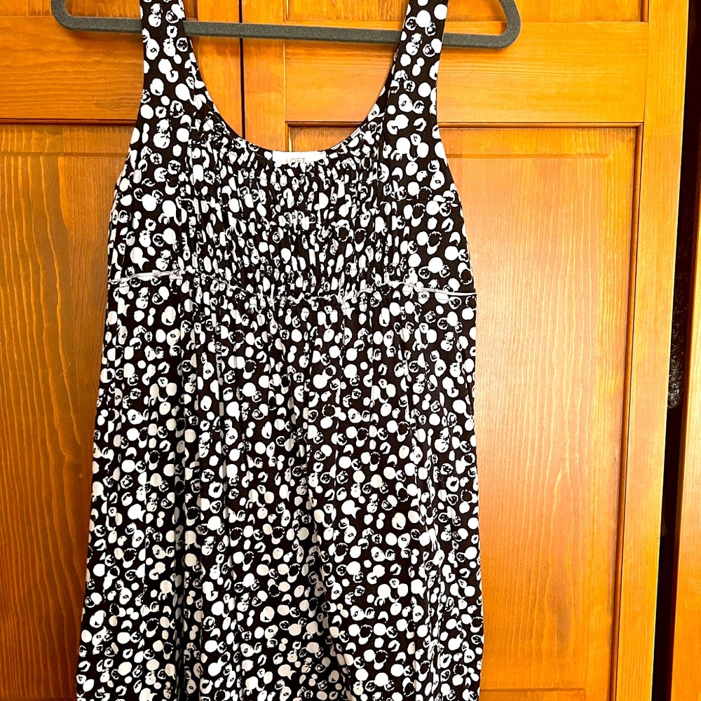 Loft summer casual cotton sundress. Ruching with cute Aline shape under bust.